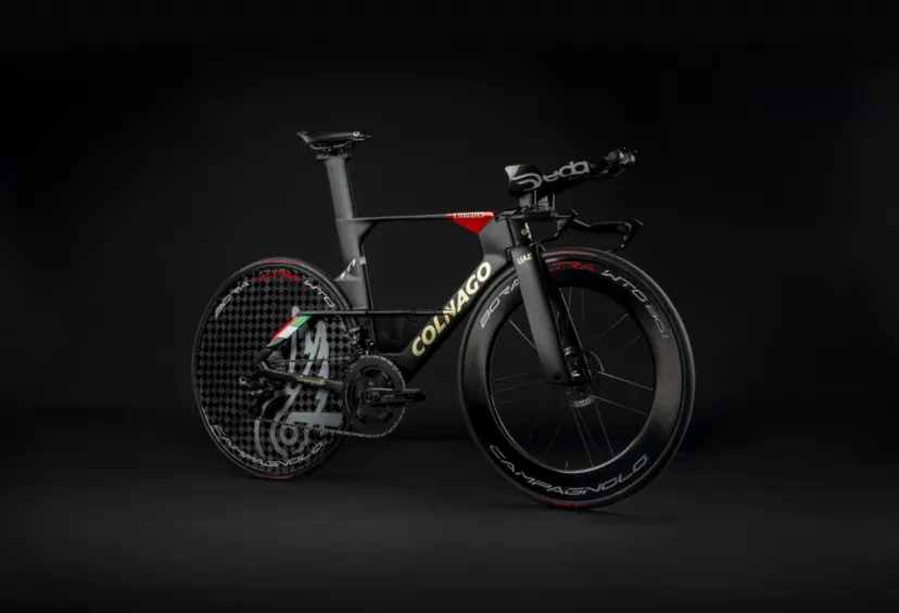 TTバイクの新モデル「TT1」を発表、ディスクブレーキシステムを初搭載｜COLNAGO
