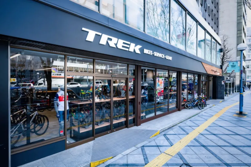 全国のトレック直営店でシマノクランクセットの無償点検を開始｜TREK