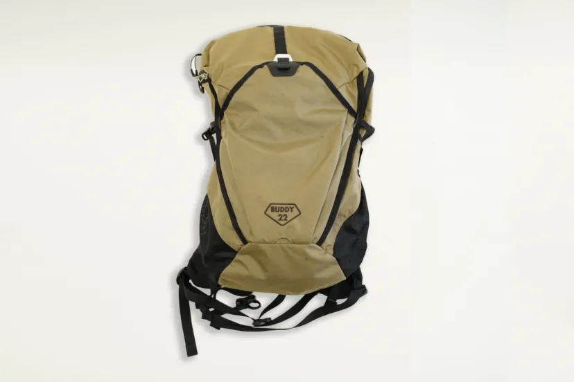 山にも通勤にも使える、ちょうどいいサイズのバックパック（パーゴワークス・バディ22 ）│山道具、買っちゃいました
