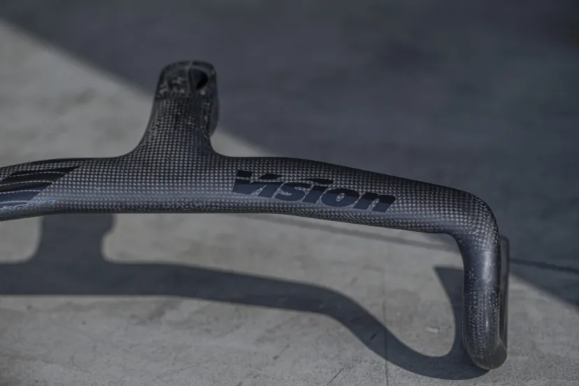 一体型ハンドルバー&ステムシステム「METRON 5D EVO」新登場｜VISION