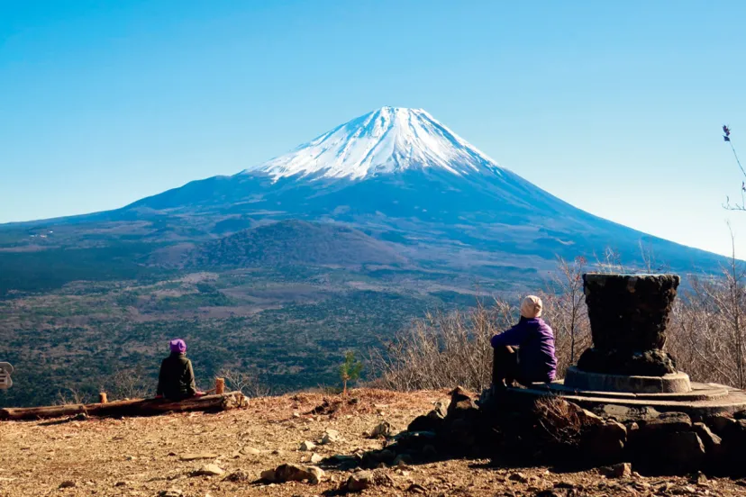 “もちろん”と書くほど日帰り登山が好きな理由｜「夫婦日帰り登山｜山登り記」インタビュー｜（PEAKS 2025年3月号 全国日帰りベストルート）
