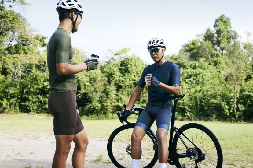 パールイズミ、機能性とデザイン性を両立したカラーパンツ「アクセル」シリーズを発表｜PEARL iZUMi