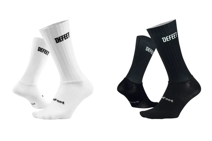 履くだけで空気抵抗24W削減 プロ仕様エアロソックス「DeFeet EVO JET」発売｜DeFeet