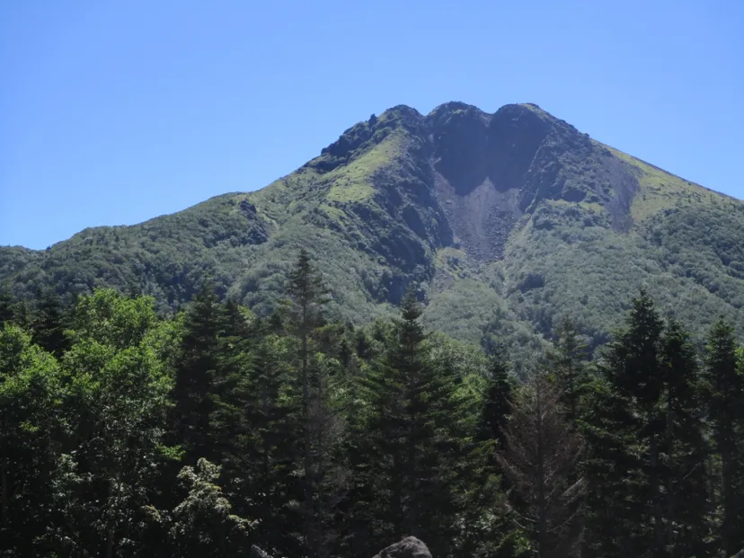 日光山群の盟主、日光白根山。下山後は日光山温泉寺へ｜山本晃市の温泉をめぐる日帰り山行記 Vol.14