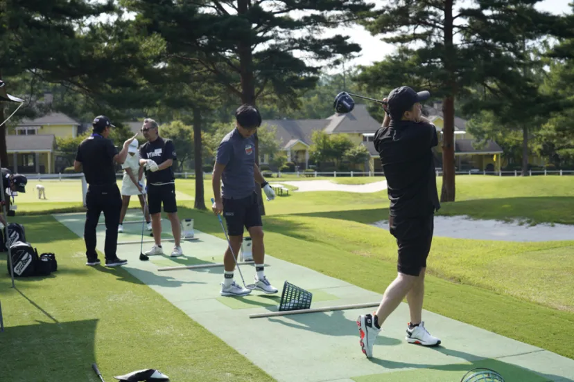 プロすら羨む濃密プログラム ― 夢の1泊2日EVEN GOLF CAMP