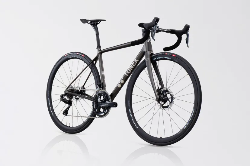 ヨネックス史上最軽量540gのバイクフレーム「CARBONEX SLD」に新色3カラーと限定完成車が登場｜YONEX