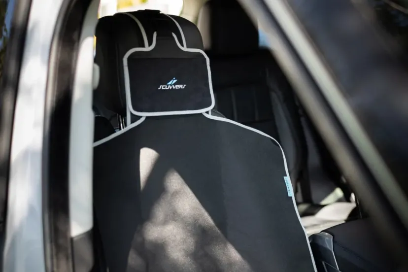 サイクリストの賢い備え！「もしも」の時に愛車を守るシートカバー「スカバーズ」｜Scuvvers