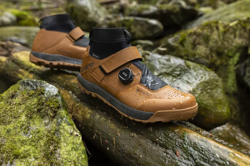 シマノ ゴアテックス搭載の冬用フラッグシップGE900GTXとGE500の新色が公式EC限定で発売｜SHIMANO