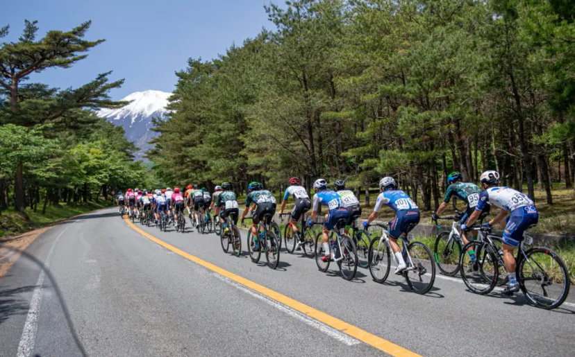 豪華ゲストとバスに同乗！激坂あざみラインを歩いて熱狂を体感する「TOJ富士山ステージ観戦イベント」