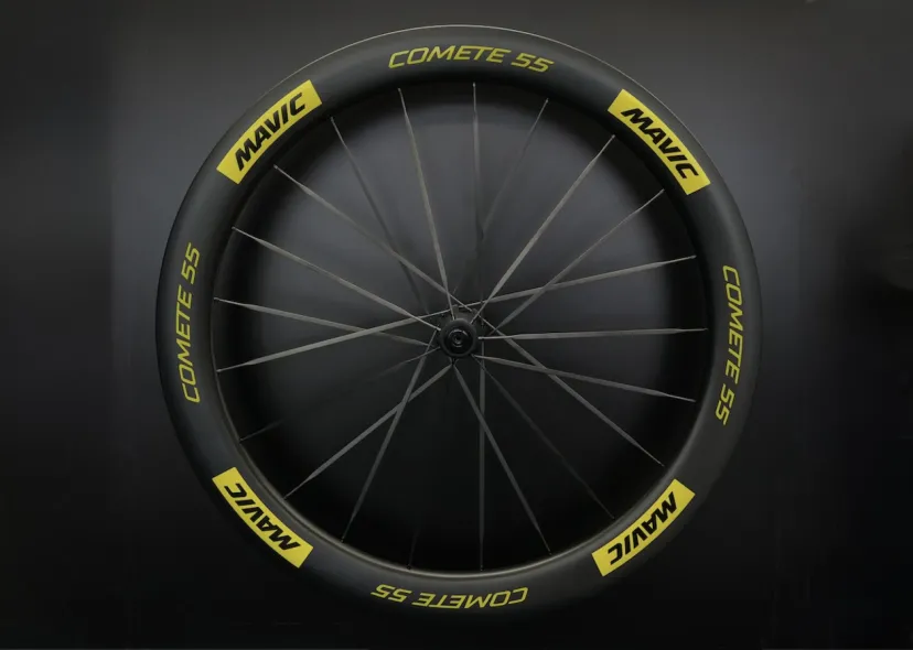 マヴィック COMETE 55 SMU 90年代のコスミックカーボンをオマージュした日本限定ホイール|MAVIC