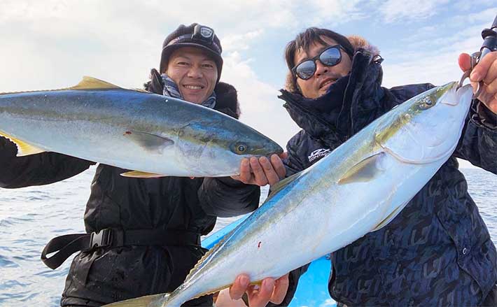 マイボートジギングで良型ワラサをキャッチ【愛知・伊勢湾】 朝イチに時合い