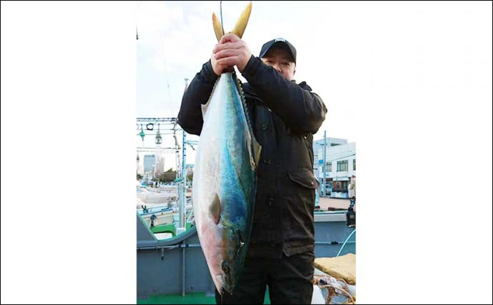 寒ブリジギングで12kg級頭に大型続々【福岡】 船のルアー釣り最新釣果