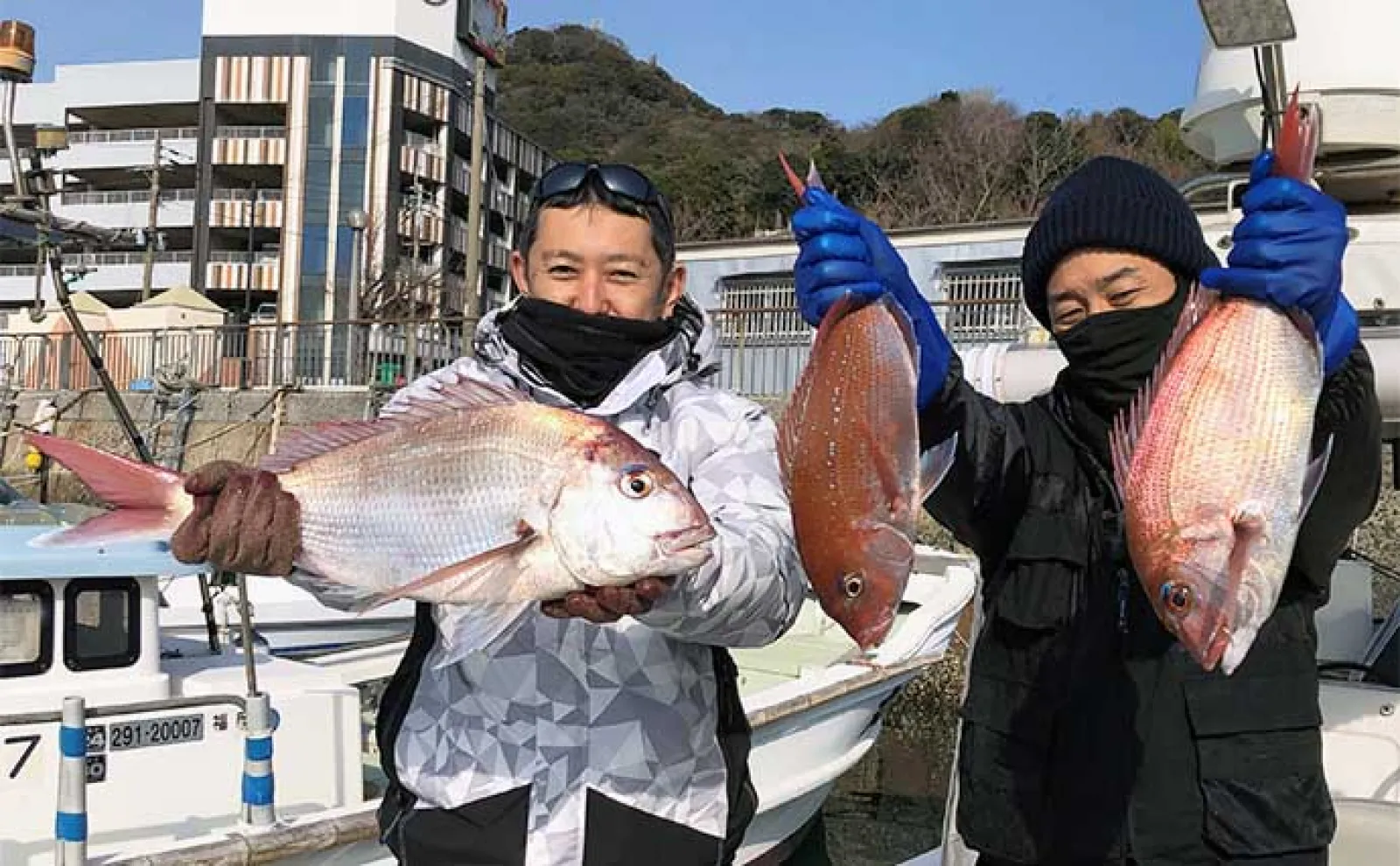 タイラバで良型マダイにジギングでヒラマサ【福岡】船のルアー釣り最新釣果