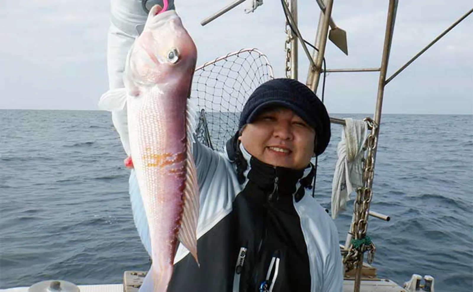 タイラバで良型マダイにジギングでヒラマサ【福岡】船のルアー釣り最新釣果