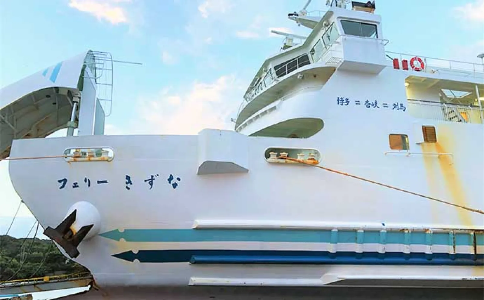 壱岐島は【異次元の釣りの楽園】 漁港で50cmアジに磯で1m超