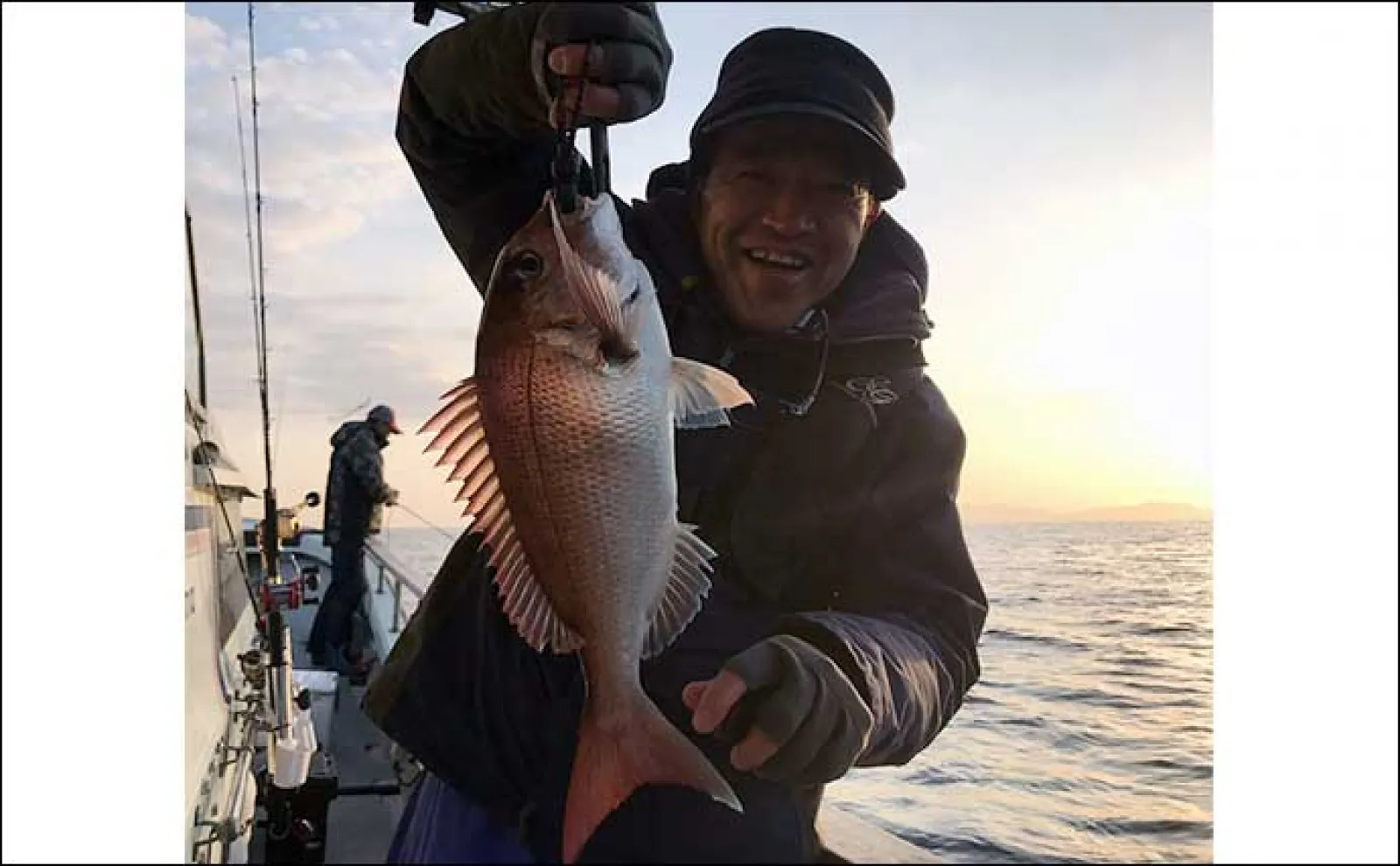 ディープタイラバ釣行で船中マダイ全員安打【上越・子丸】浅場ではクロソイが連発