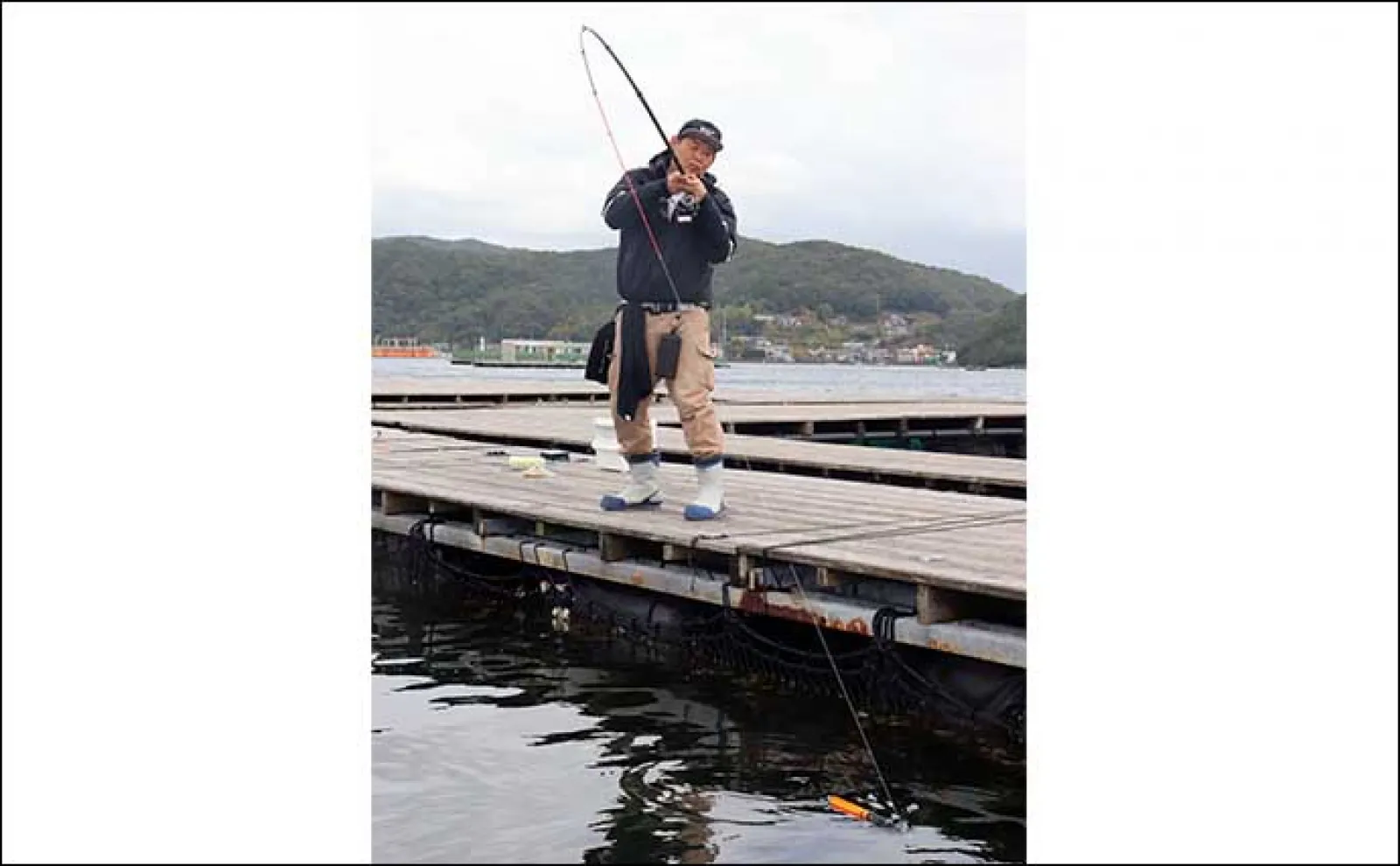 【海上釣り堀入門】釣果アップのための「仕掛けセット・竿・エサ」について徹底解説