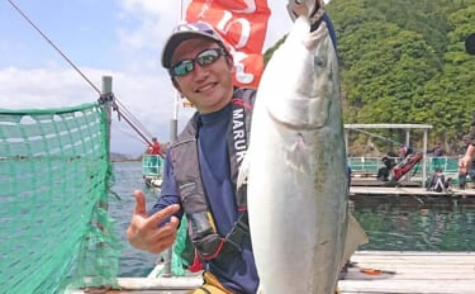 海上釣り堀でマダイや青物が好調【三重・正徳丸】名物の伊勢ブリもお目見え
