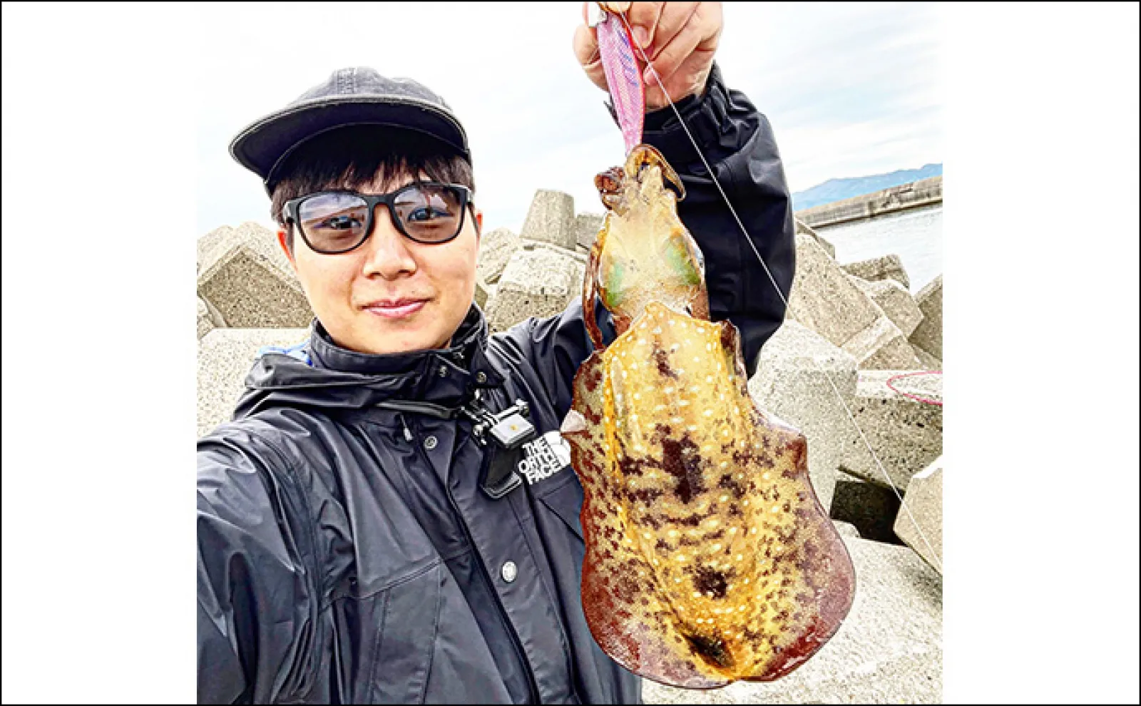 雨のエギング釣行で良型アオリイカ手中【熊本・天草】梅雨時期に釣行するメリットとは?
