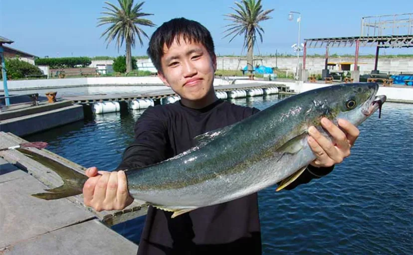 『九十九里海釣りセンター』でワラサにマダイにイセエビが釣れる【千葉】
