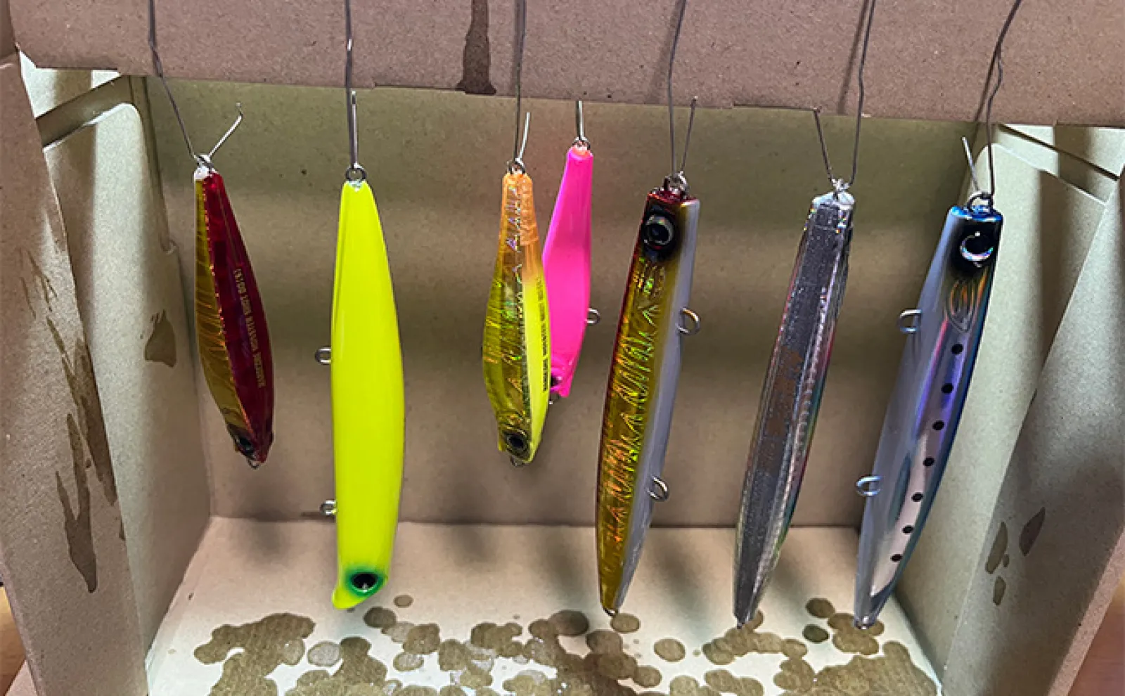 ルアーマンの強い味方『ディッピングボックス』で快適なルアー