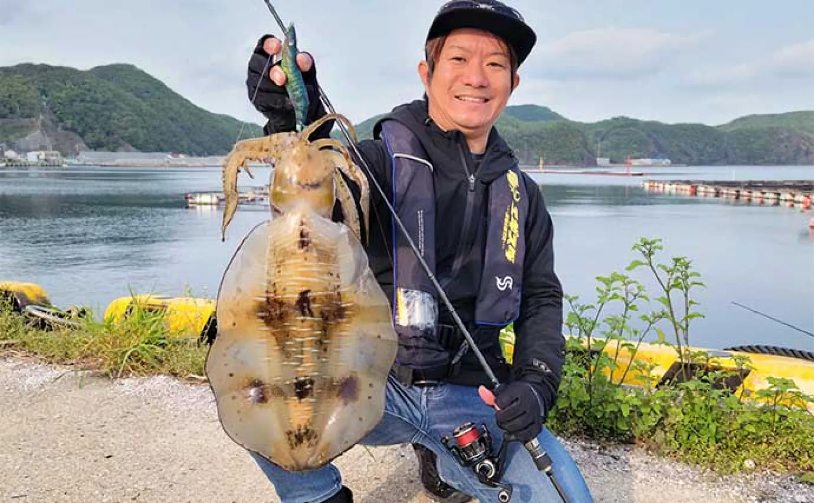 秋の陸っぱりエギング入門解説 【秋シーズンに効くエギとポイントとは?】