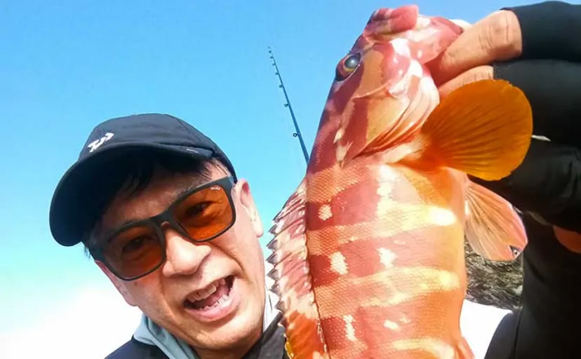沖磯でのルアーロックフィッシュ釣行で30cm超えアカハタに大型カサゴ【宮崎】