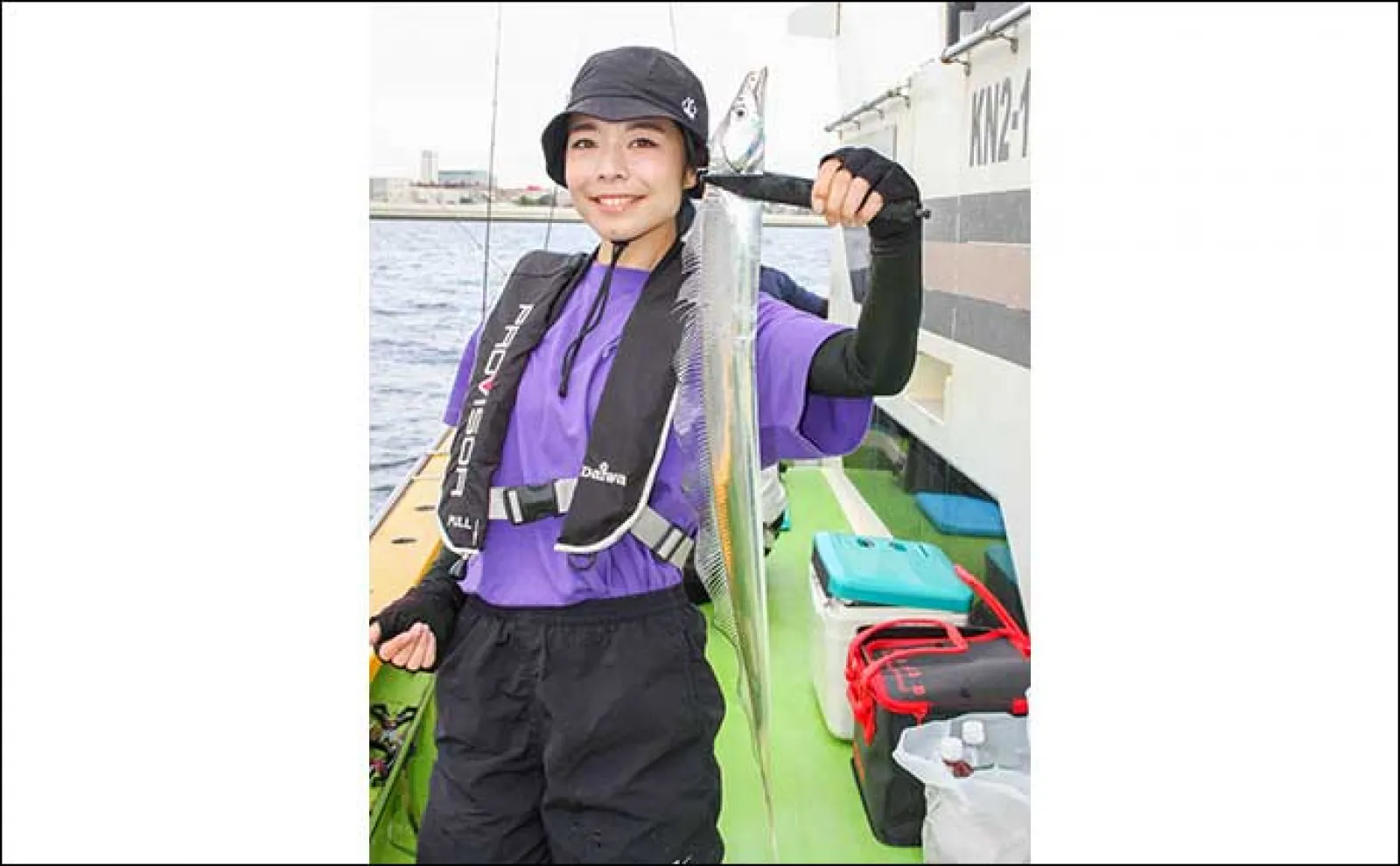 東京湾ルアータチウオ船で本命好捕【渡辺釣船】水深17m前後の浅場で連発