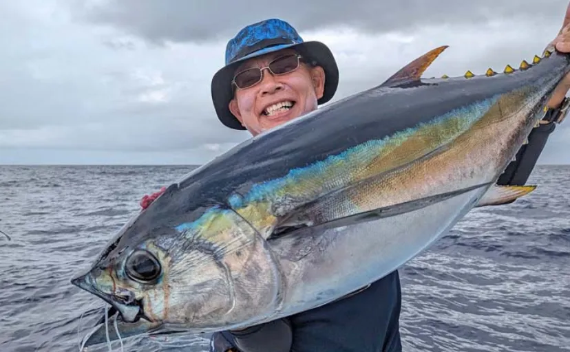エビング釣行で15kgメバチマグロをキャッチ【三重】発光仕掛けが的中か？