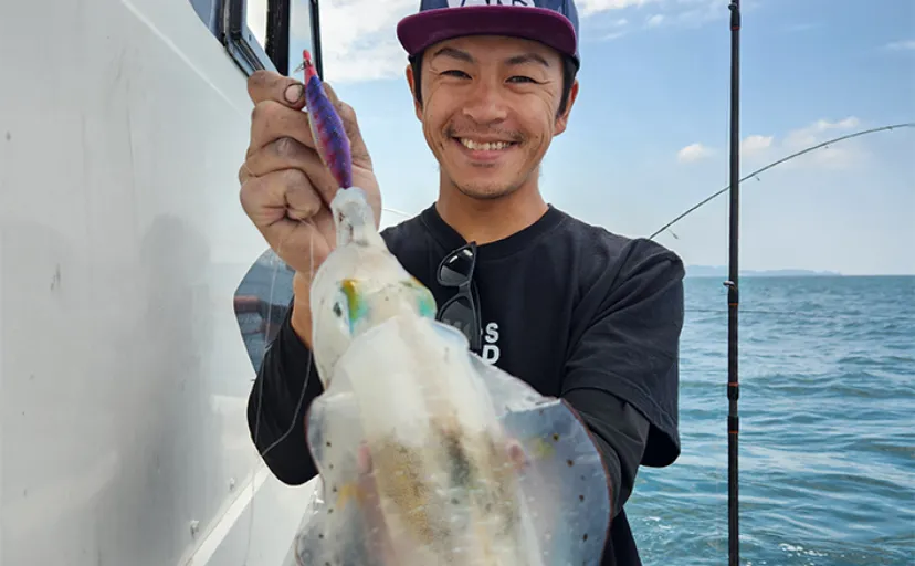 ティップランエギング釣行でアオリイカ18尾【佐賀・華丸】最初のフォールがキモ