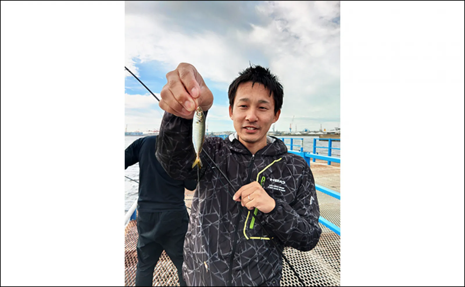 本牧海づり施設でのサビキ釣りで20cm級アジ顔出し【横浜】泳がせにもヒット
