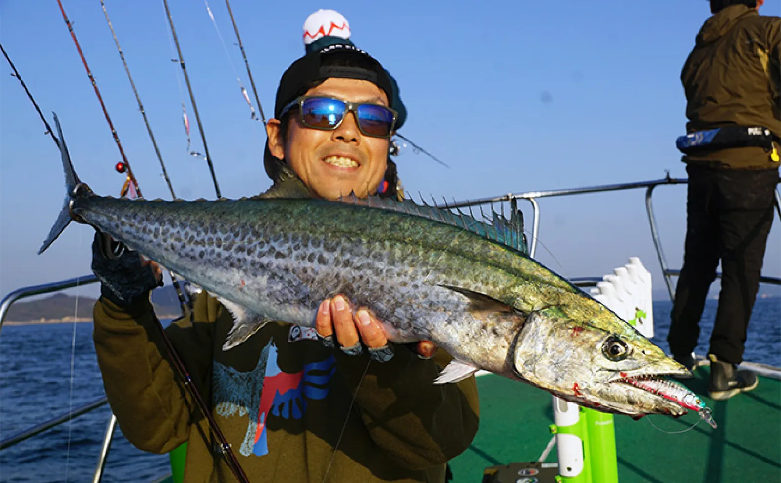 ジギング・キャスティング・タイラバ全対応ロッド『グリッサンド』で多彩魚種乱舞
