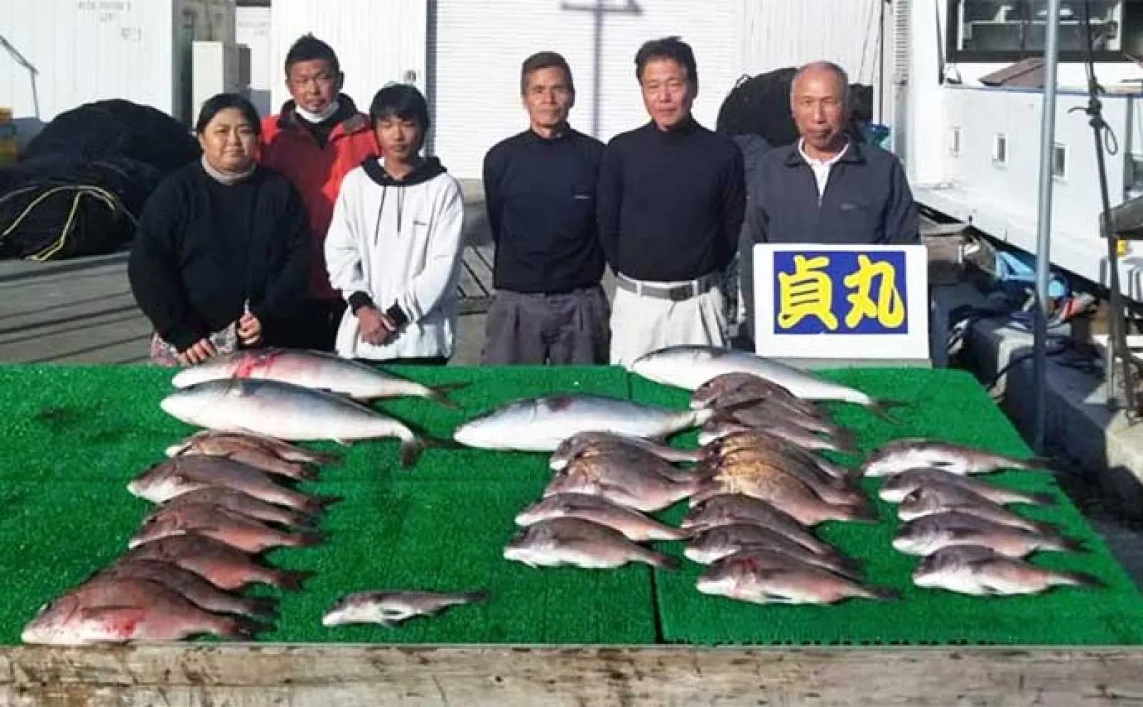 【海上釣り堀の最新釣果】家族やグループで大型魚が釣れる!(三重・愛知)