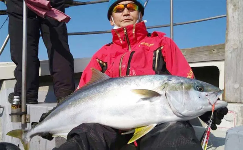 【船釣り最新釣果】ジギングで大型ヒラマサ＆寒ブリ続々（福岡・長崎・佐賀）