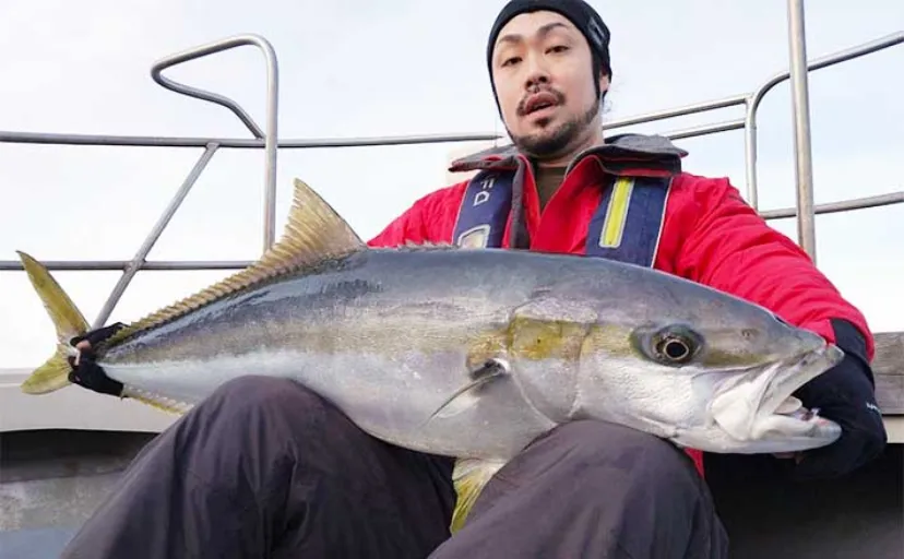 【沖のルアー釣り釣果速報】ジギングで10kgオーバーのヒラマサにブリ好捕（福岡）