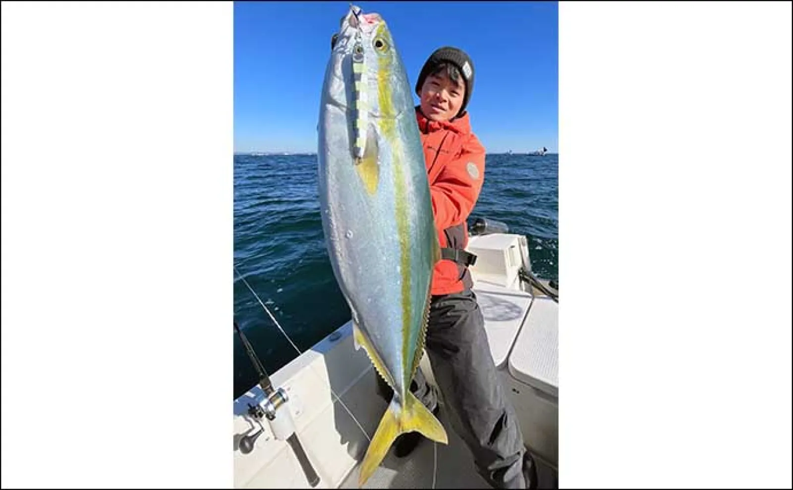 真冬の伊勢湾ジギングで85cmブリ登場 ただ巻き&ロングフォールが的中