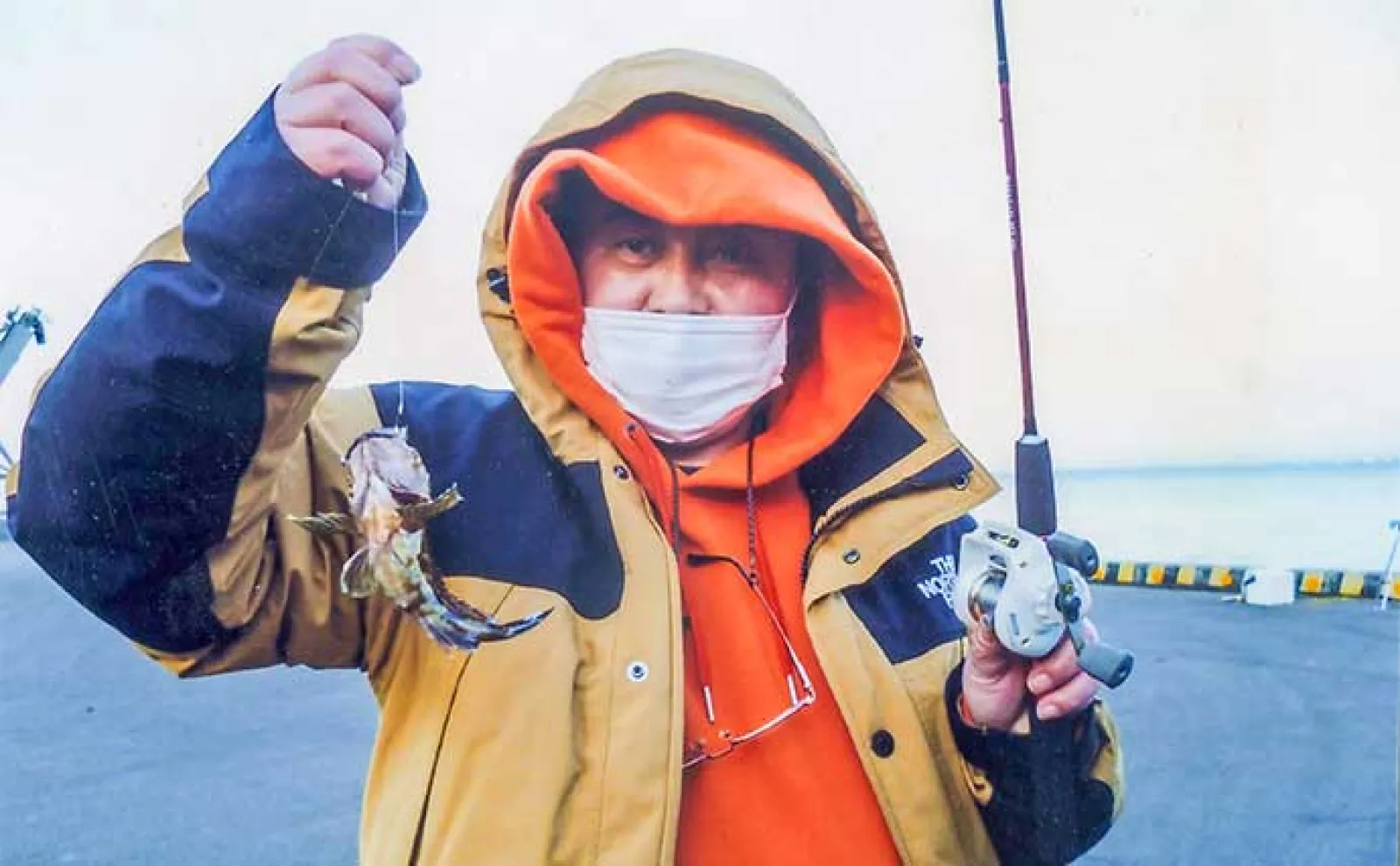 霞ヶ浦埠頭でのエサ釣りでカサゴ&メバル好捕【三重】藻エビが当たりエサか