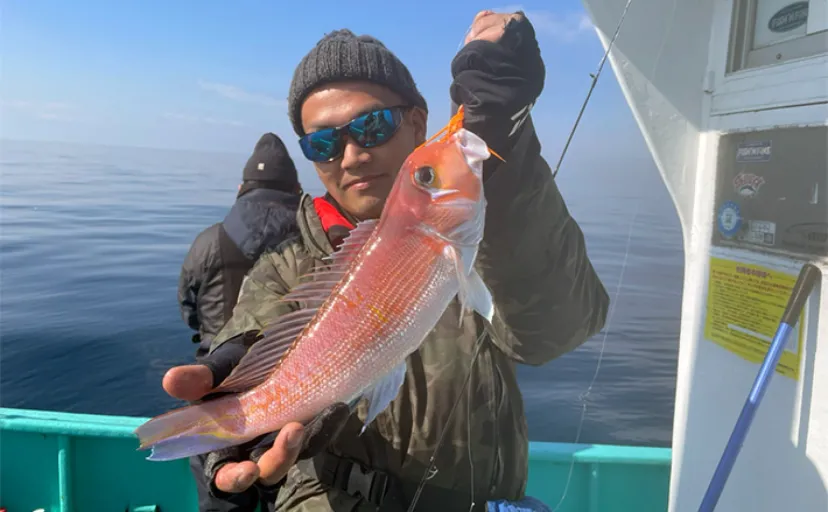 相模湾でアマダイ狙いのタイラバ釣行【第二勘兵衛丸】本命手中もエサ釣りに軍配