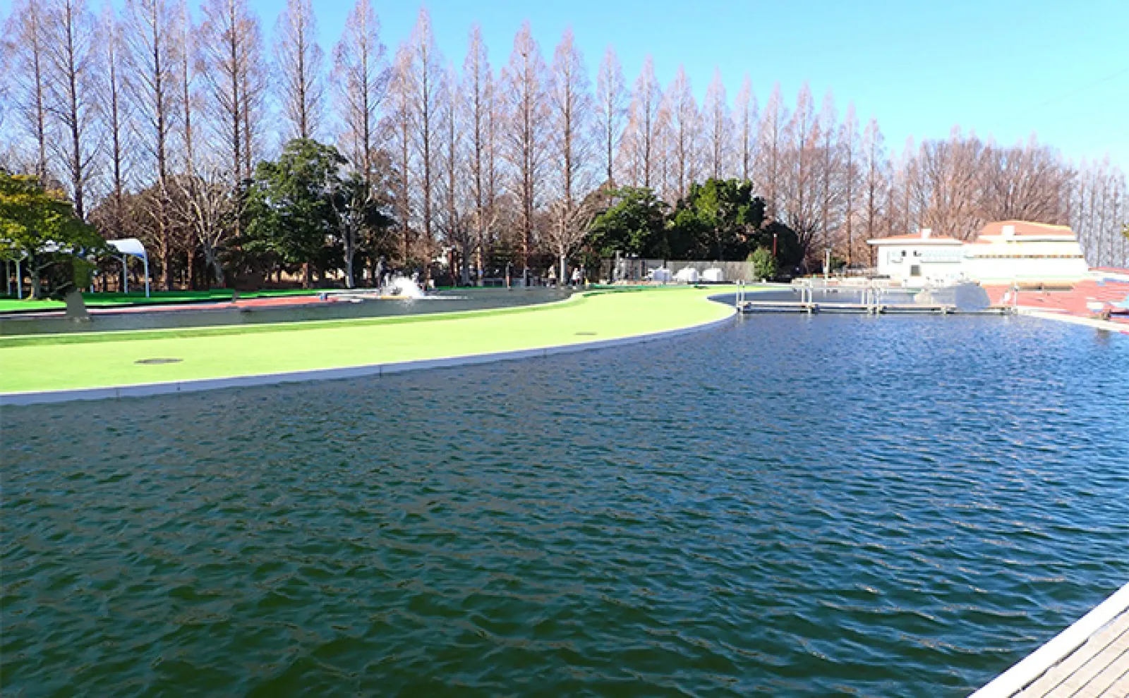 テンカラ釣りでプールトラウト釣行【埼玉・加須はなさき水上公園】昨年好調も今年はいかに?