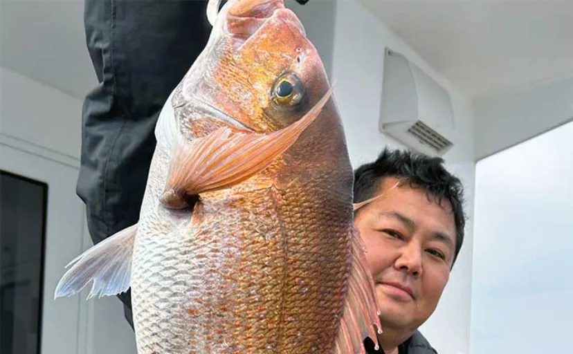タイラバ釣行で60cmマダイ手中【福岡・第五大安丸】低活性を派手な仕掛けで攻略