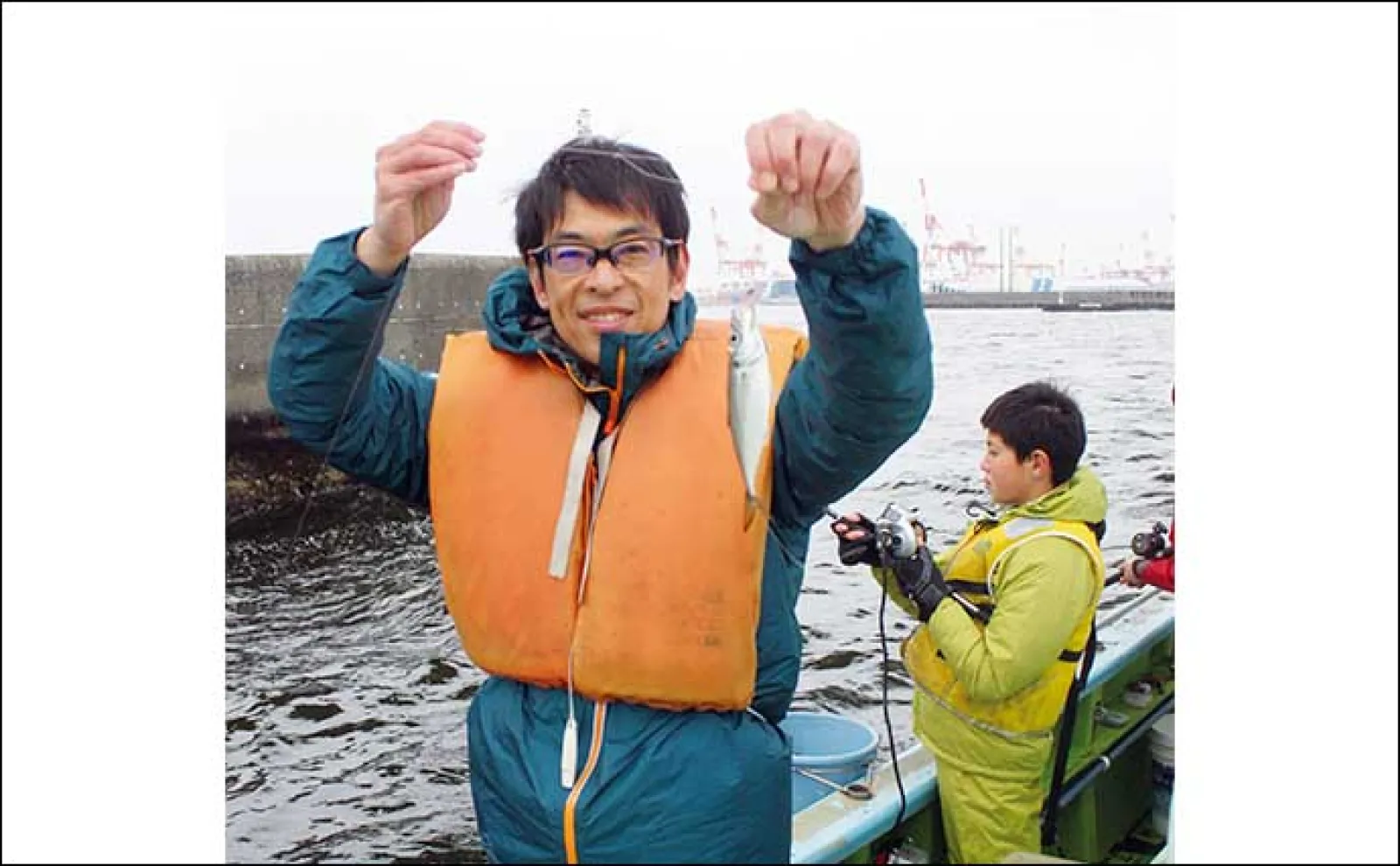 東京湾LTアジ釣りでトップ89尾【横浜・黒川本家】半日船でクーラー満タンに