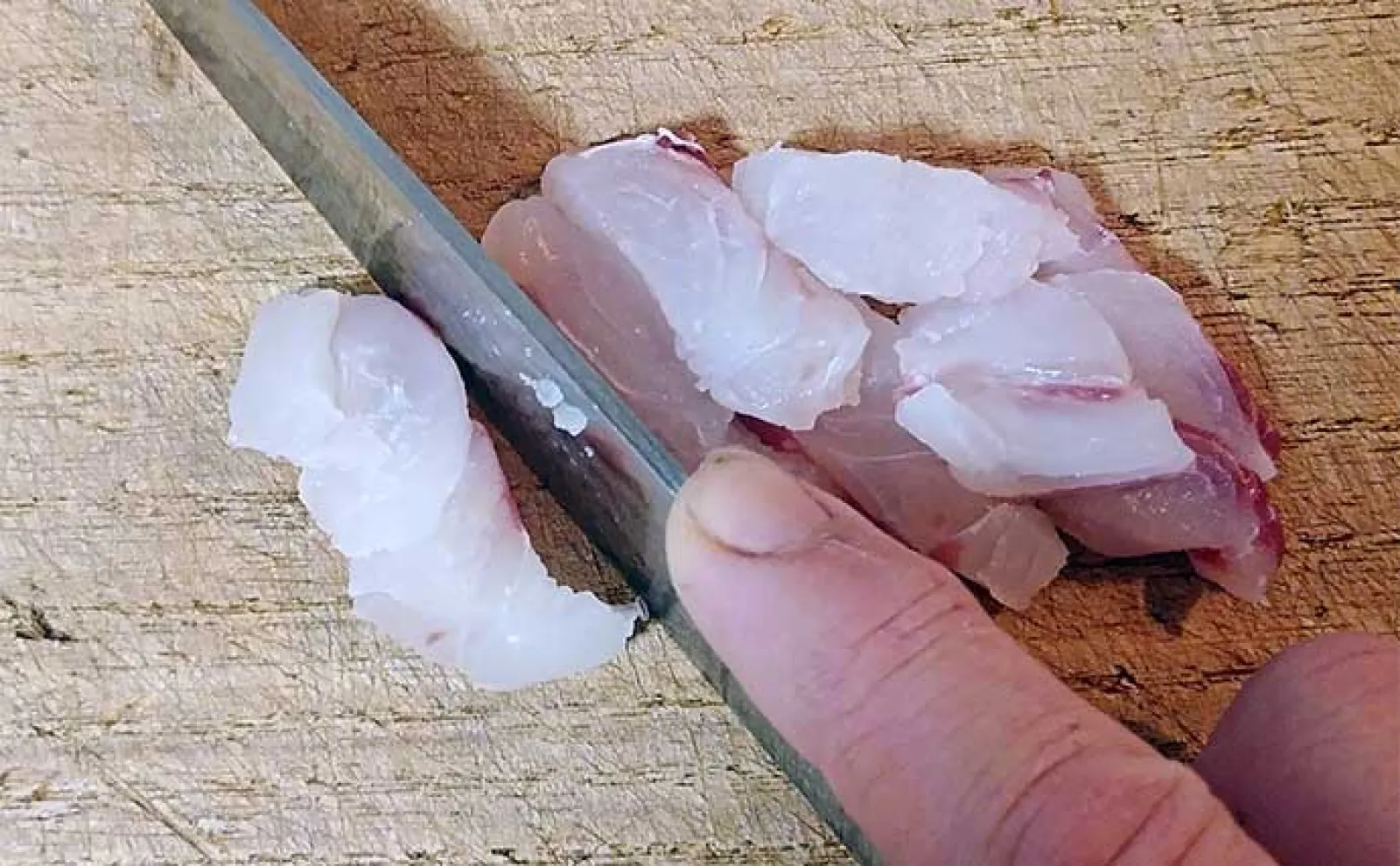 釣った魚で作る「日本酒のあて」レシピ:アオハタの塩昆布 市販の塩昆布でOK