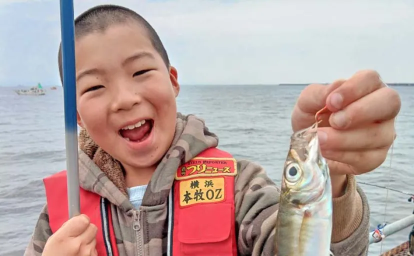 本牧海釣り施設でのさびき釣りでアジにイワシ【神奈川】マヅメ時にチャンス集中か