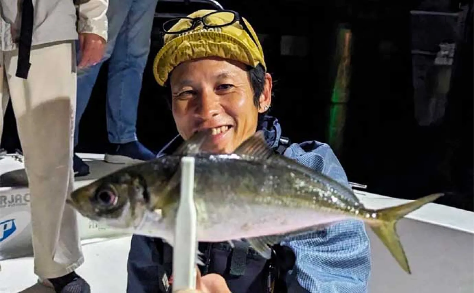 子供連れで楽しむ夜のボート釣行でカサゴにアジにシーバス【愛知・オーキッド】