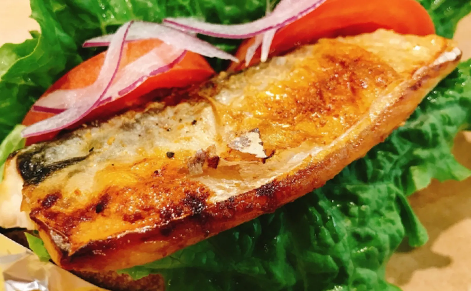 トルコの名物料理『サバサンド』 実はどんな魚で作っても簡単で美味しい?