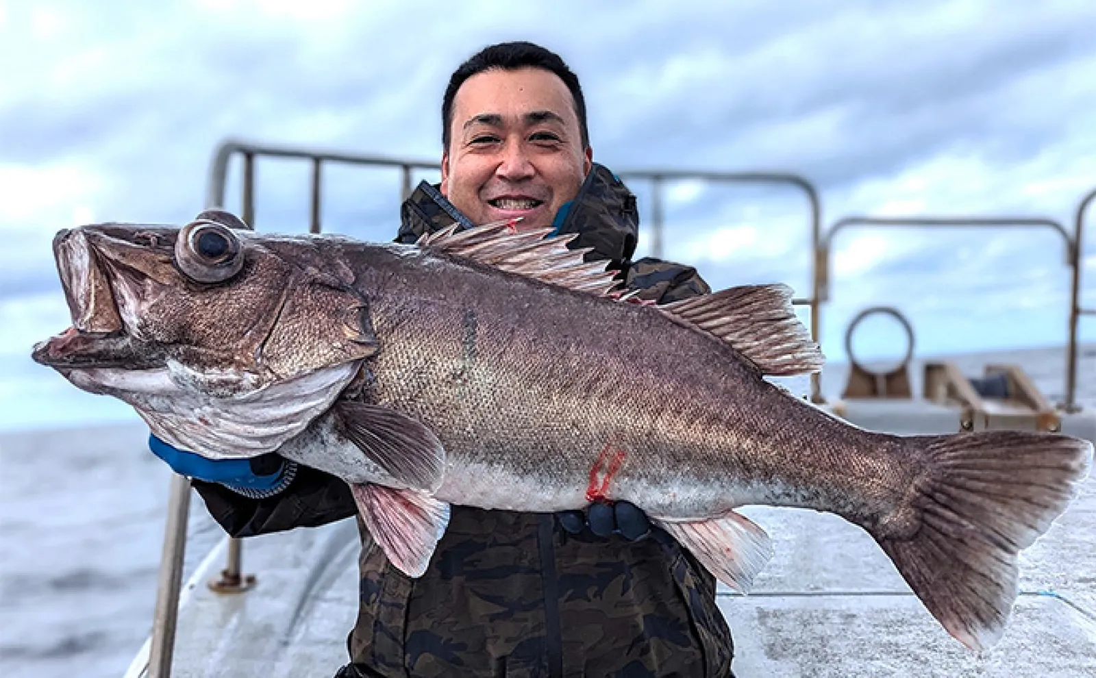 能登半島沖スロージギング釣行で高級美味魚「アラ」狙い 攻略の近道はロッドにあり