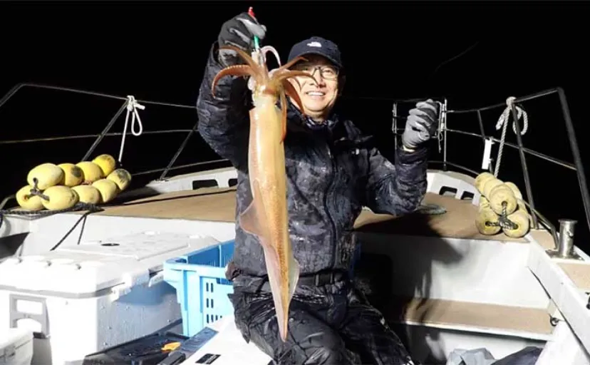【夜焚きイカ釣果速報】釣れる日でヤリイカ80尾と調子上向き！（福岡）