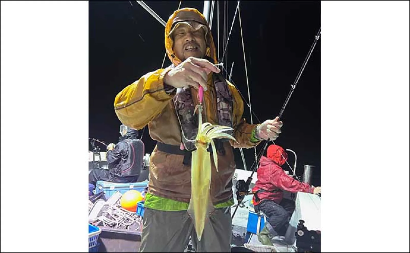 【夜焚きイカ釣果速報】釣れる日でヤリイカ80尾と調子上向き!(福岡)