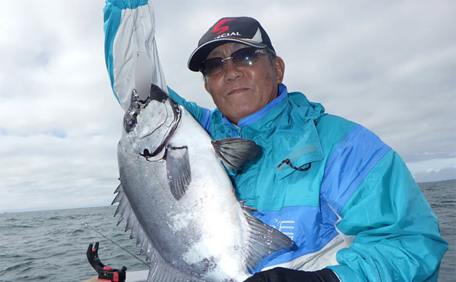 【船釣り釣果速報】大山沖でボリューム満点ジャンボイサキが絶好調(愛知)