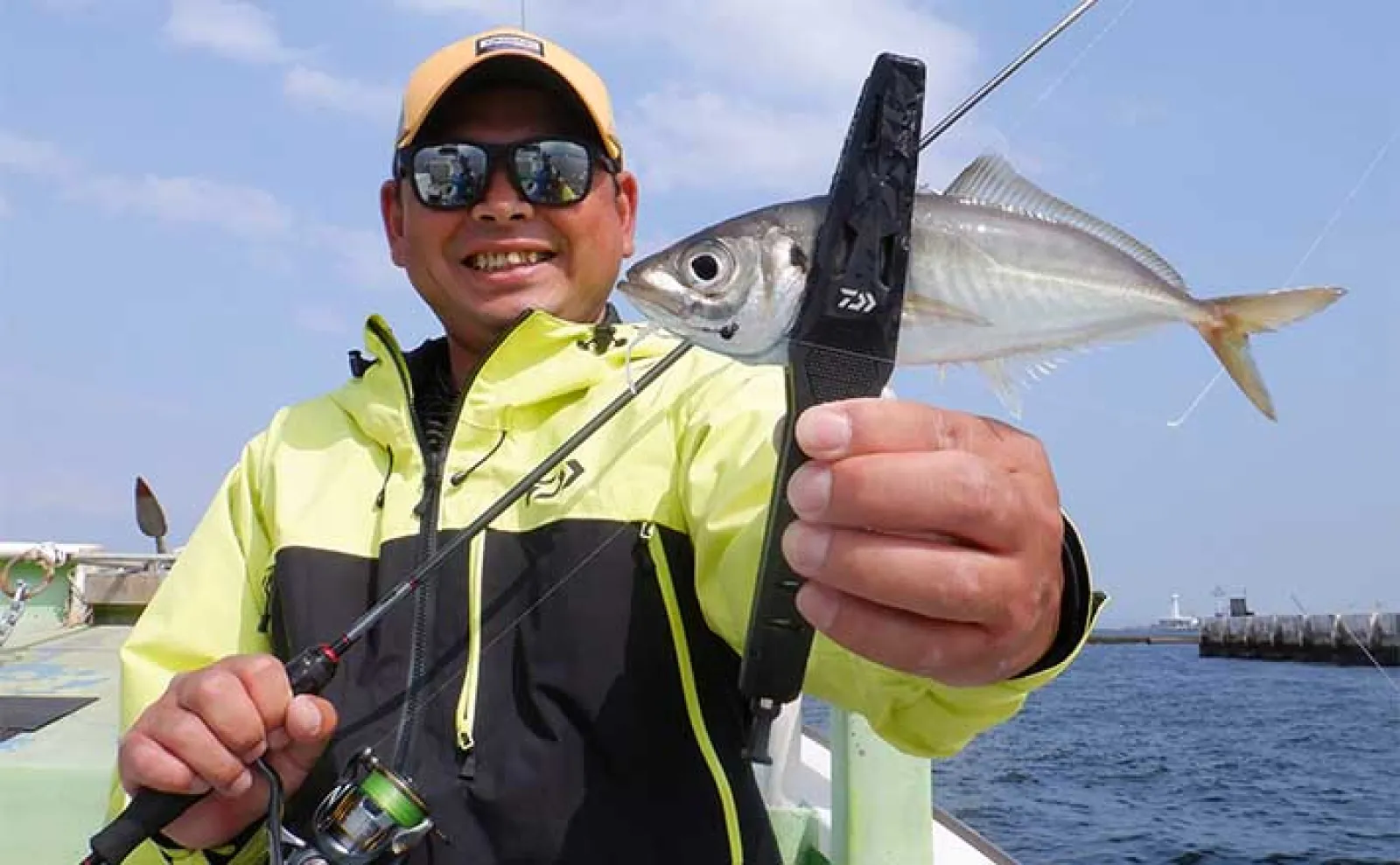 東京湾バチコンアジング釣行でアジ23尾【横浜・渡辺釣船店】平均サイズ